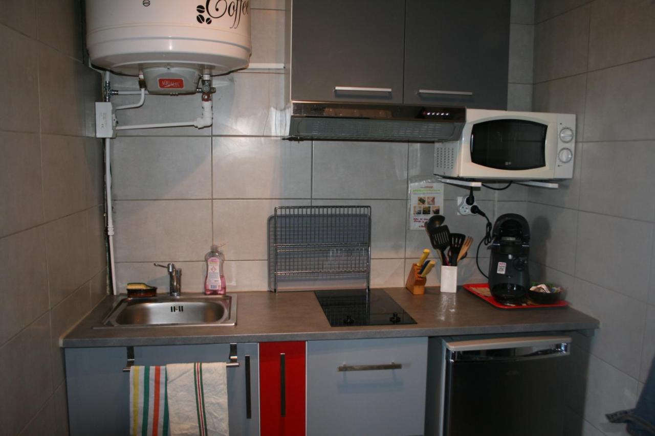 Charmant Studio 20 M De La Plage Canet-en-Roussillon Buitenkant foto